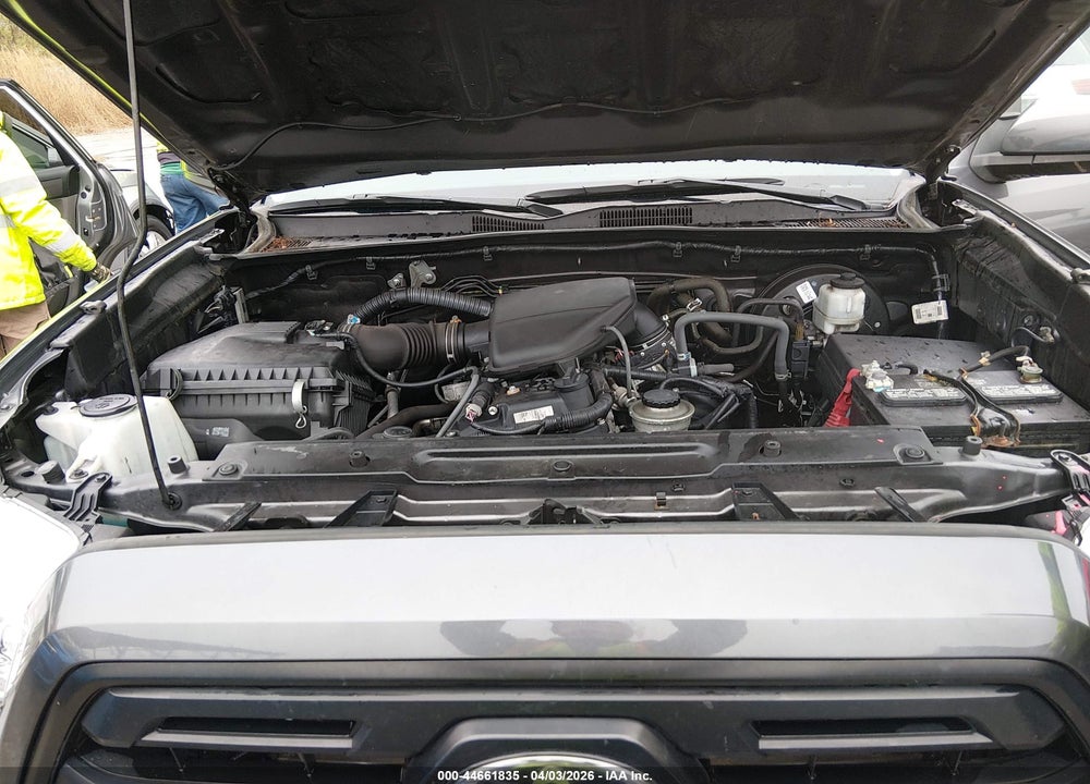 2019 TOYOTA TACOMA SR VIN: 5TFAX5GN3KX163458