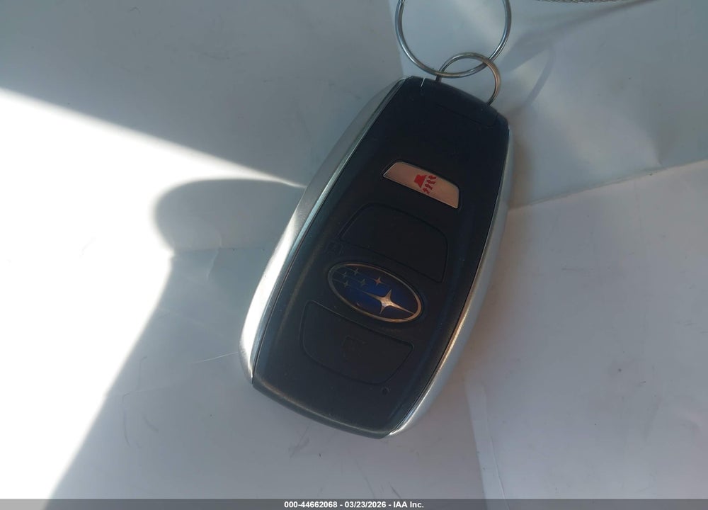 2017 SUBARU OUTBACK 3.6R LIMITED VIN: 4S4BSENC9H3408912