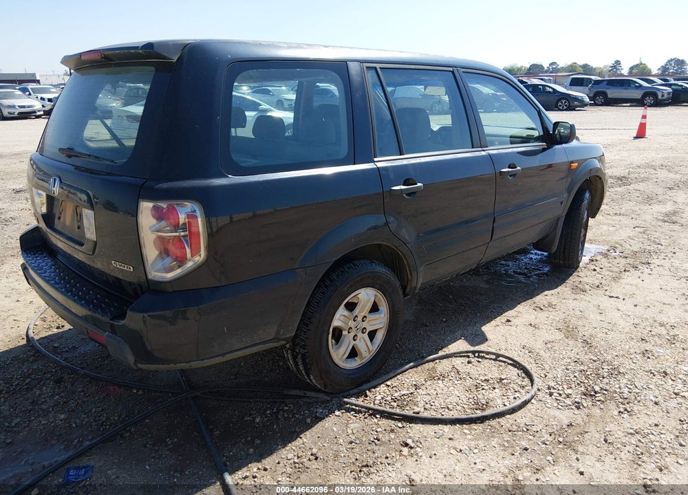 2007 HONDA PILOT LX VIN: 5FNYF18187B026331