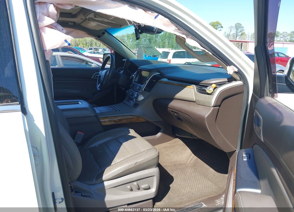 2015 GMC YUKON DENALI VIN: 1GKS2CKJ4FR227341