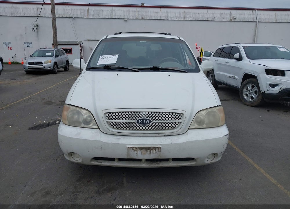 2005 KIA SEDONA EX/LX VIN: KNDUP131156616950