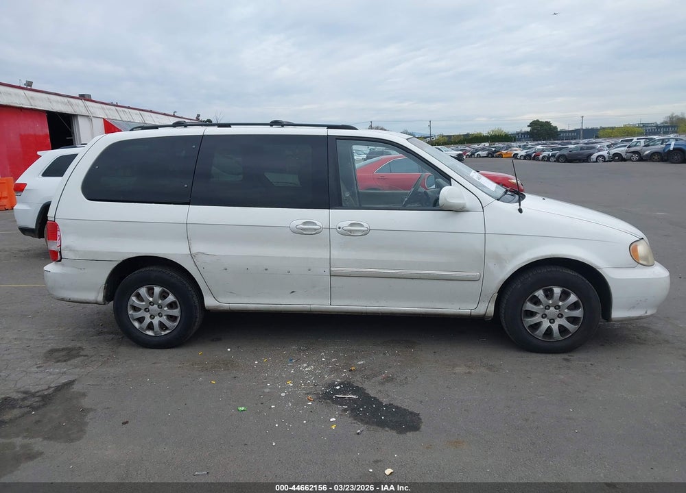 2005 KIA SEDONA EX/LX VIN: KNDUP131156616950