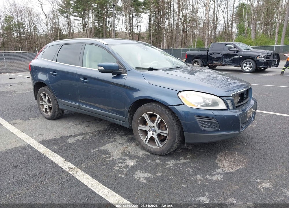 2011 VOLVO XC60 VIN: YV4902DZ1B2210672