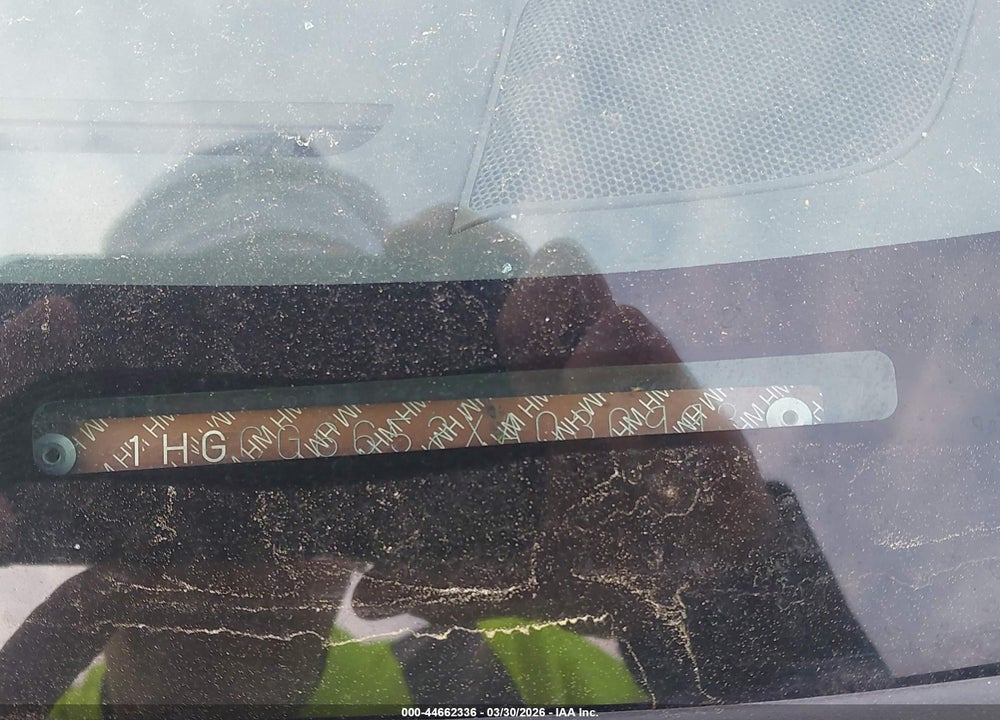 1999 HONDA ACCORD LX VIN: 1HGCG6652XA030993