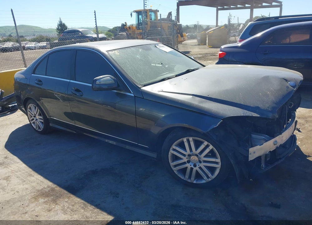 2009 MERCEDES-BENZ C 300 LUXURY/SPORT VIN: WDDGF54X99F235630