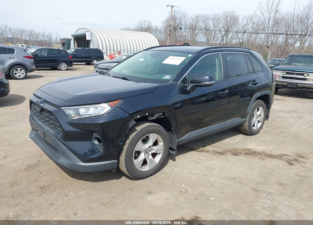 2019 TOYOTA RAV4 XLE VIN: JTMP1RFV5KD011042