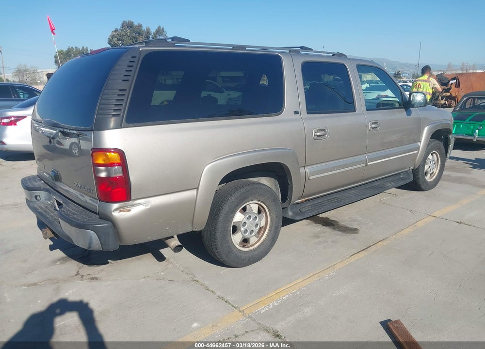 2002 CHEVROLET SUBURBAN 1500 LT VIN: 1GNFK16T82J196690