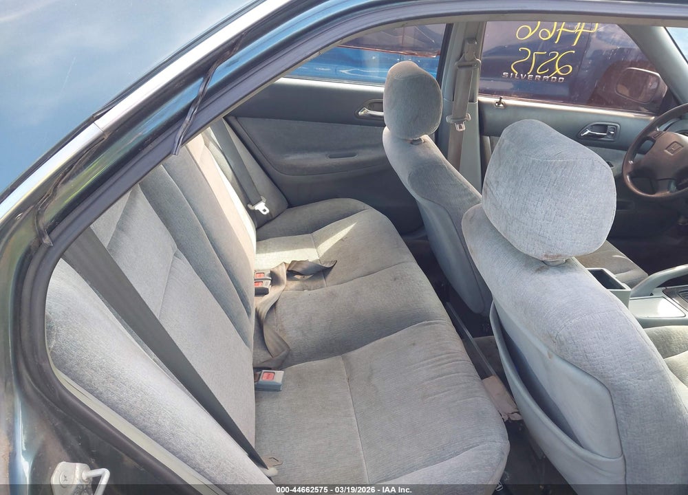 1996 HONDA ACCORD EX/EX-R VIN: 1HGCD5658TA089818