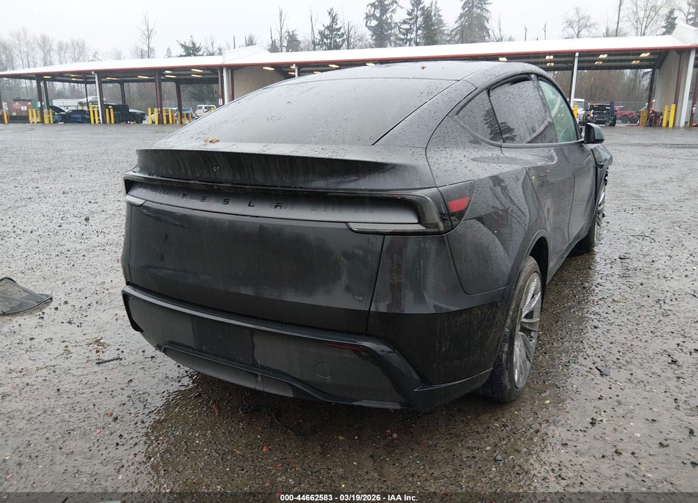 2026 TESLA MODEL Y PREMIUM REAR-WHEEL DRIVE/STANDARD REAR-WHEEL DRIVE VIN: 7SAYGDED4TF401870