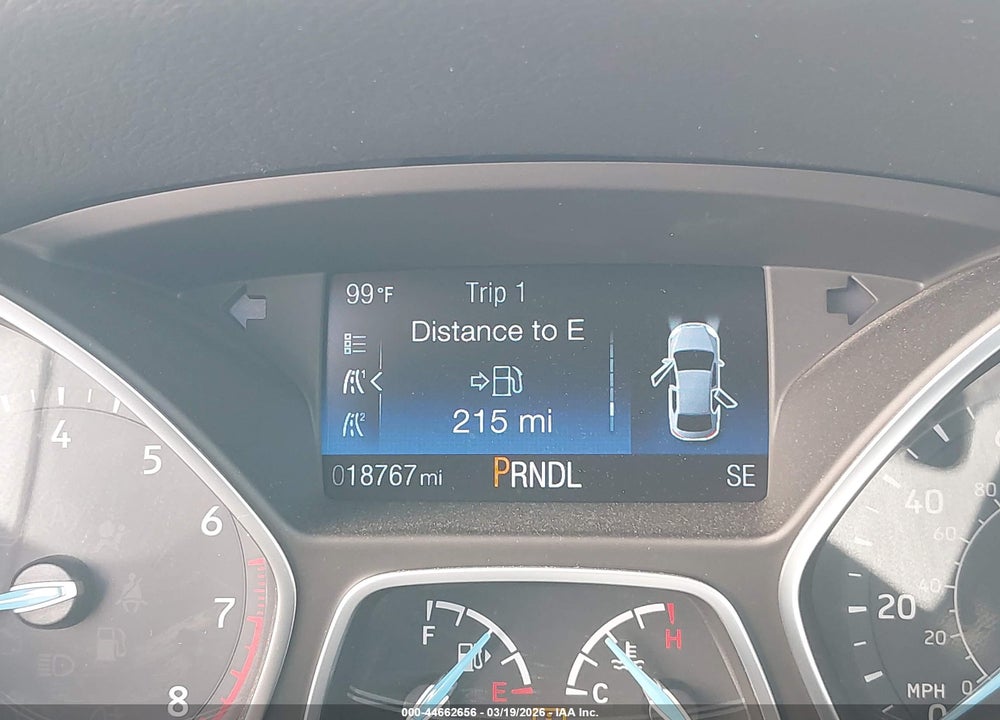 2018 FORD FOCUS SE VIN: 1FADP3F26JL328858