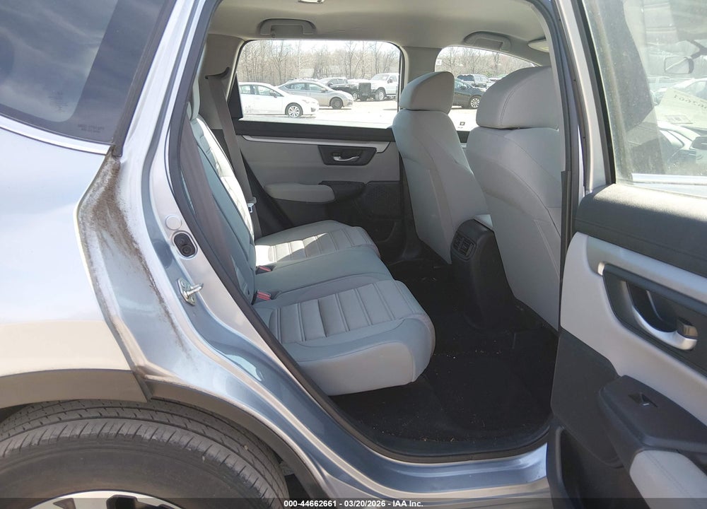 2017 HONDA CR-V LX VIN: 2HKRW6H35HH204783