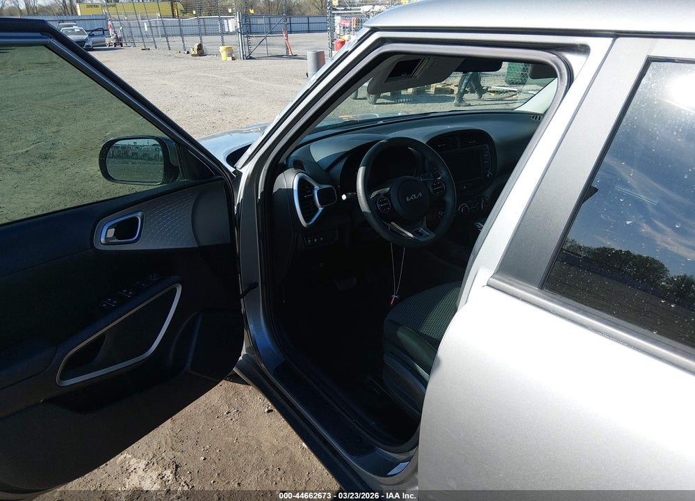 2023 KIA SOUL LX VIN: KNDJ23AU2P7849372