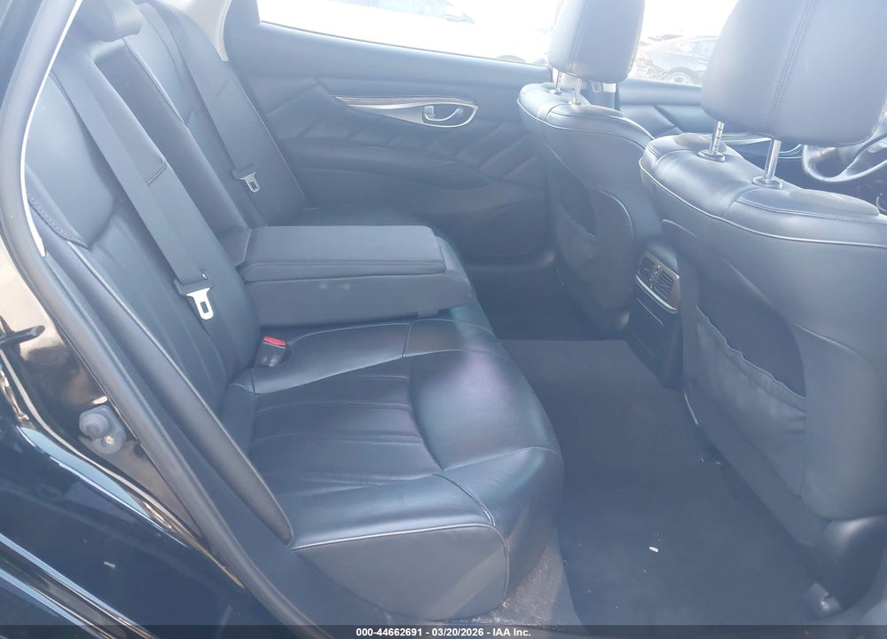 2015 INFINITI Q70L 3.7X VIN: JN1BY1PR1FM830499