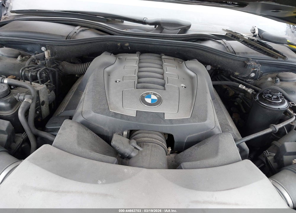 2008 BMW 750I VIN: WBAHL83588DT14089