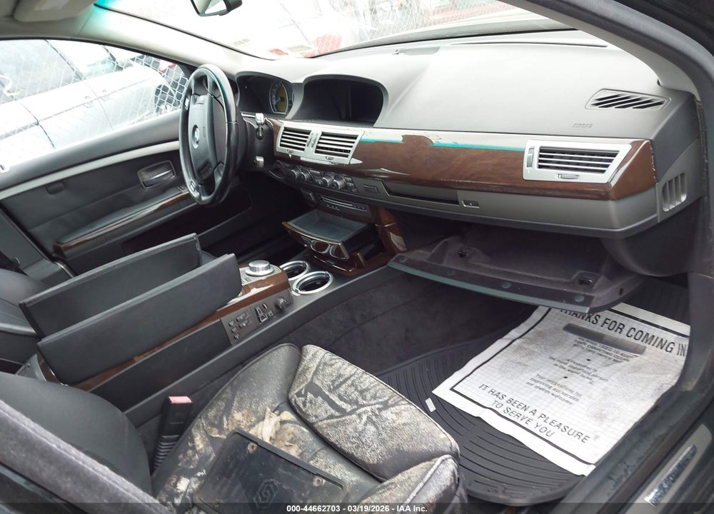 2008 BMW 750I VIN: WBAHL83588DT14089