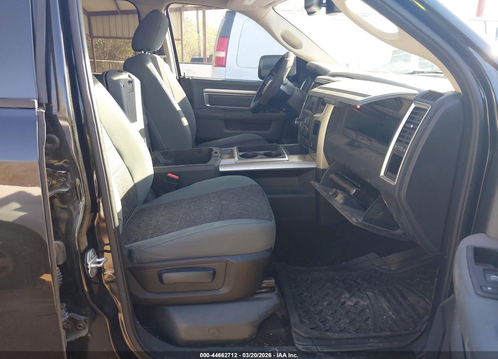 2015 RAM 1500 LONE STAR VIN: 1C6RR6LT8FS634599