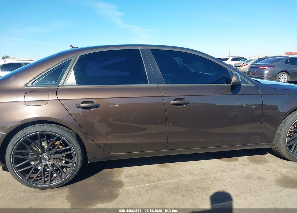 2011 AUDI A4 2.0T PREMIUM VIN: WAUAFAFL5BN046789