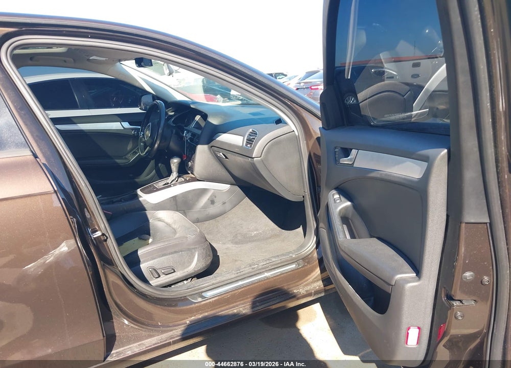 2011 AUDI A4 2.0T PREMIUM VIN: WAUAFAFL5BN046789