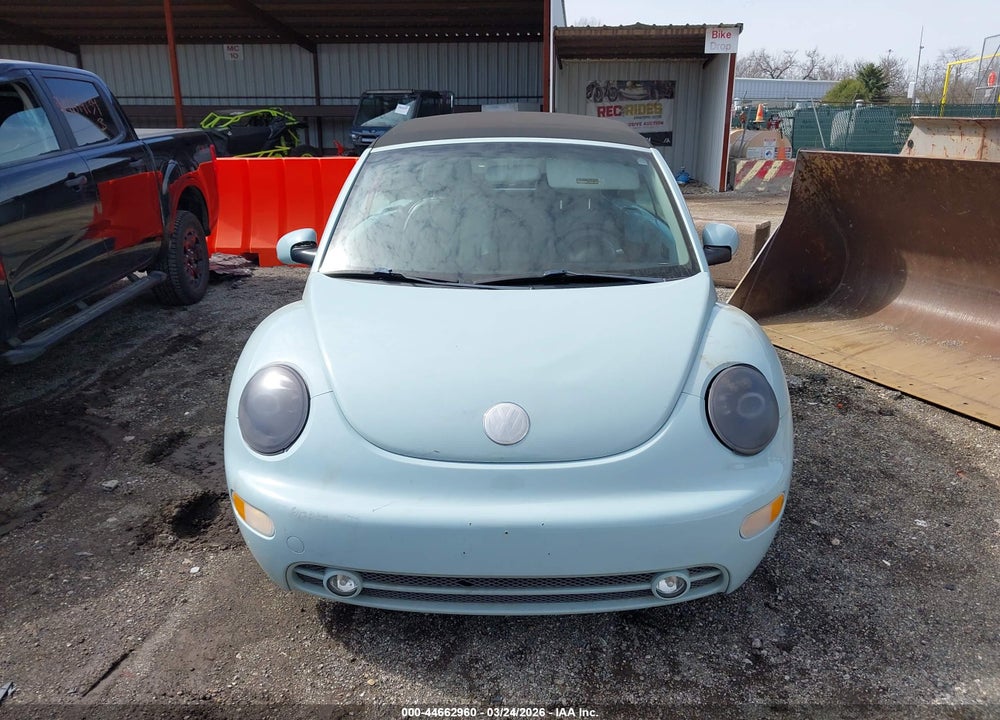 2005 VOLKSWAGEN NEW BEETLE GLS VIN: 3VWCM31Y05M361835