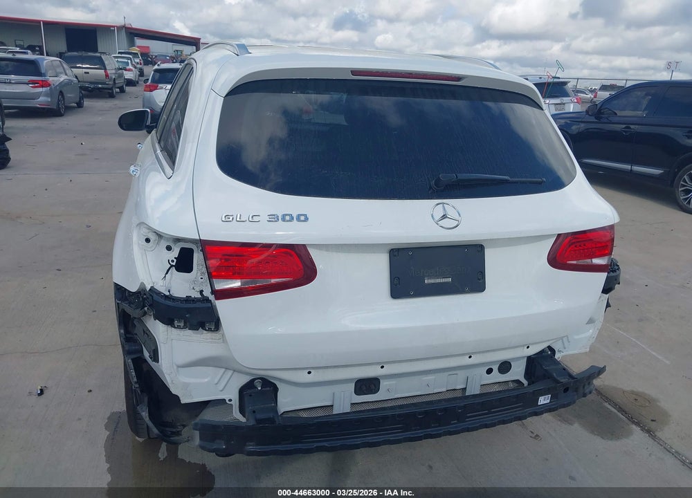 2016 MERCEDES-BENZ GLC 300 VIN: WDC0G4JB4GF016044