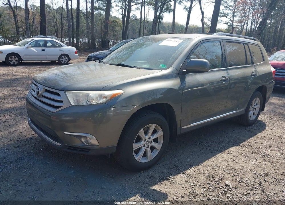 2011 TOYOTA HIGHLANDER BASE V6 VIN: 5TDZK3EH1BS046499
