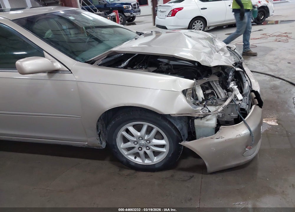 2003 TOYOTA CAMRY SE V6 VIN: 4T1BF32K63U563456