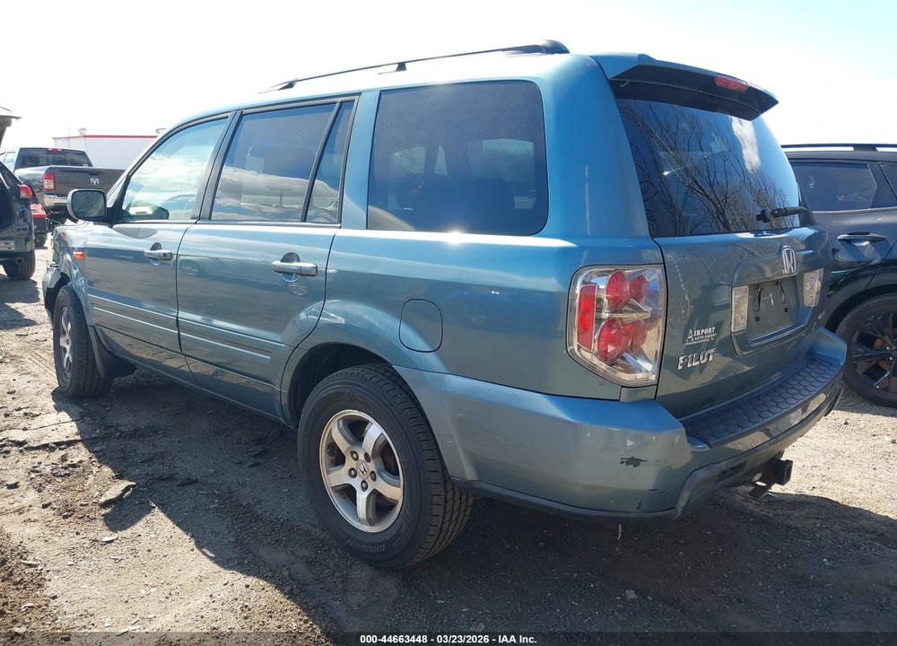 2007 HONDA PILOT EX VIN: 5FNYF18437B000357