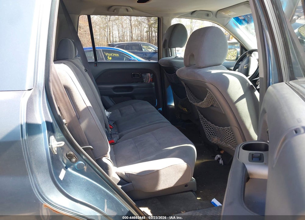 2007 HONDA PILOT EX VIN: 5FNYF18437B000357