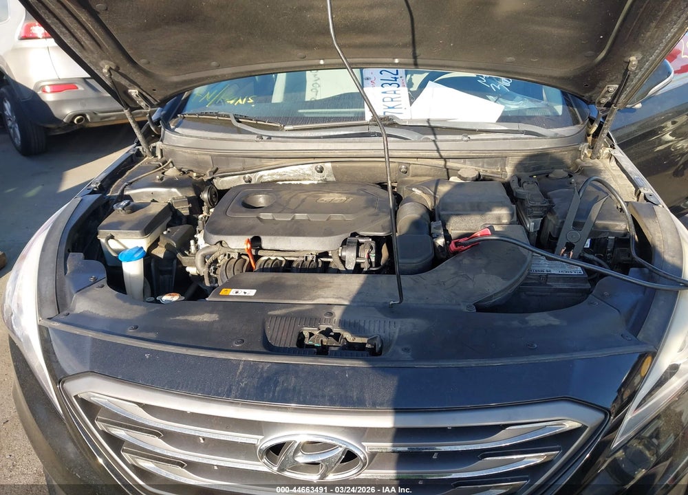 2015 HYUNDAI SONATA SPORT VIN: 5NPE34AF1FH180219