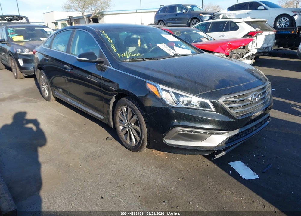 2015 HYUNDAI SONATA SPORT VIN: 5NPE34AF1FH180219