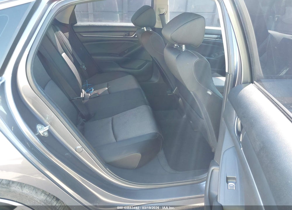 2020 HONDA ACCORD SEDAN LX VIN: 1HGCV1F11LA135119