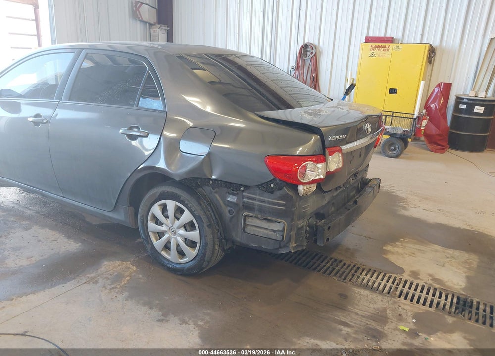 2011 TOYOTA COROLLA LE VIN: 2T1BU4EE0BC650125