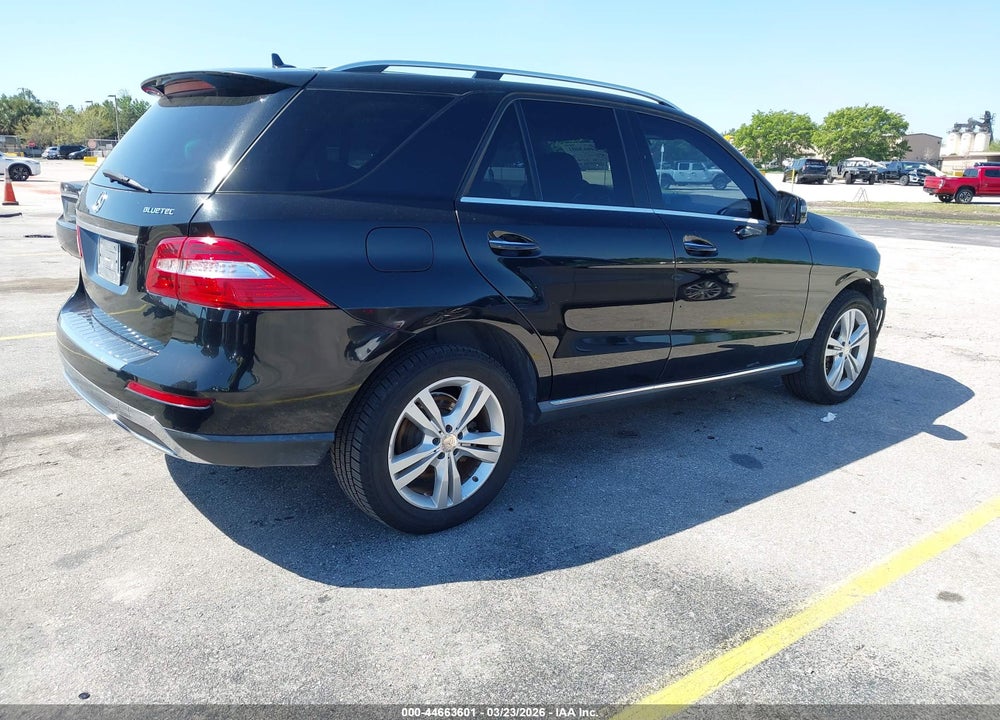 2015 MERCEDES-BENZ ML 250 BLUETEC 4MATIC VIN: 4JGDA0EB6FA472548
