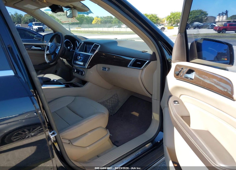 2015 MERCEDES-BENZ ML 250 BLUETEC 4MATIC VIN: 4JGDA0EB6FA472548