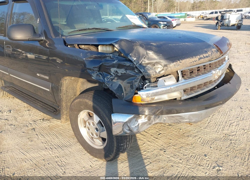 2002 CHEVROLET TAHOE LS VIN: 1GNEC13V62R143387