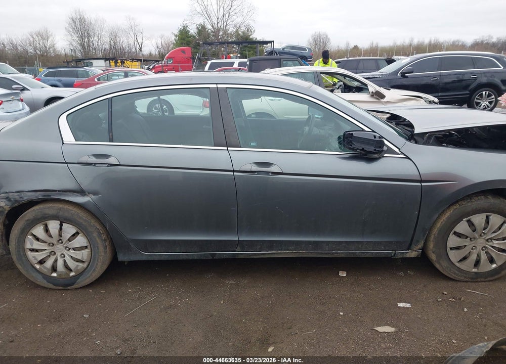 2009 HONDA ACCORD 2.4 LX VIN: 1HGCP26389A179872