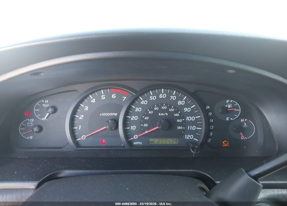 2005 TOYOTA TUNDRA SR5 V8 VIN: 5TBET34105S470057