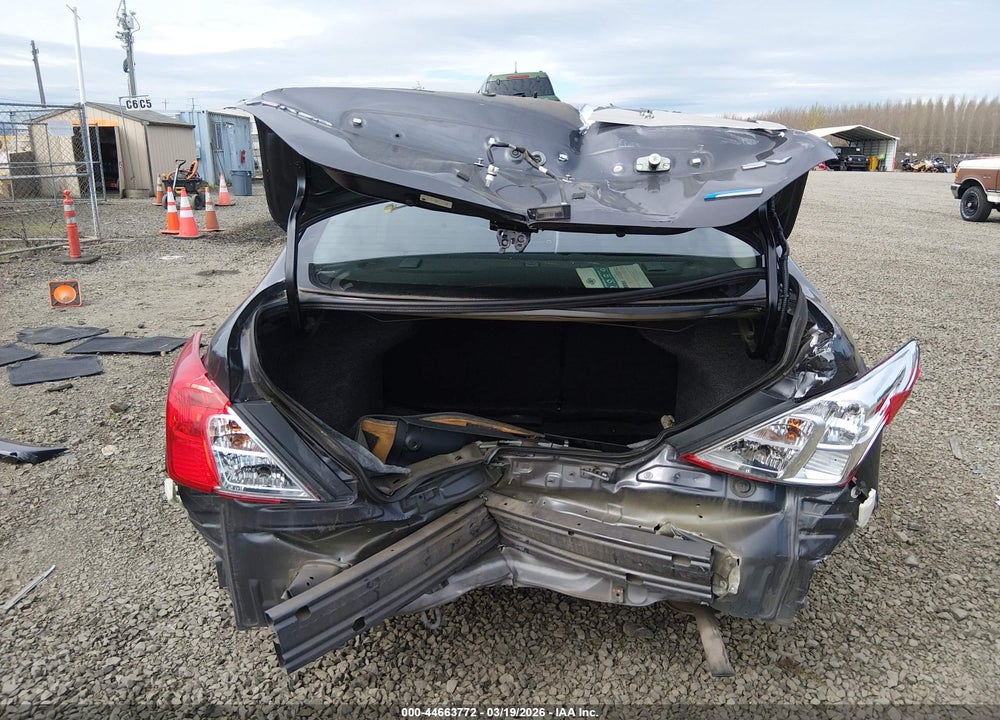 2015 NISSAN VERSA 1.6 SV VIN: 3N1CN7AP5FL882395