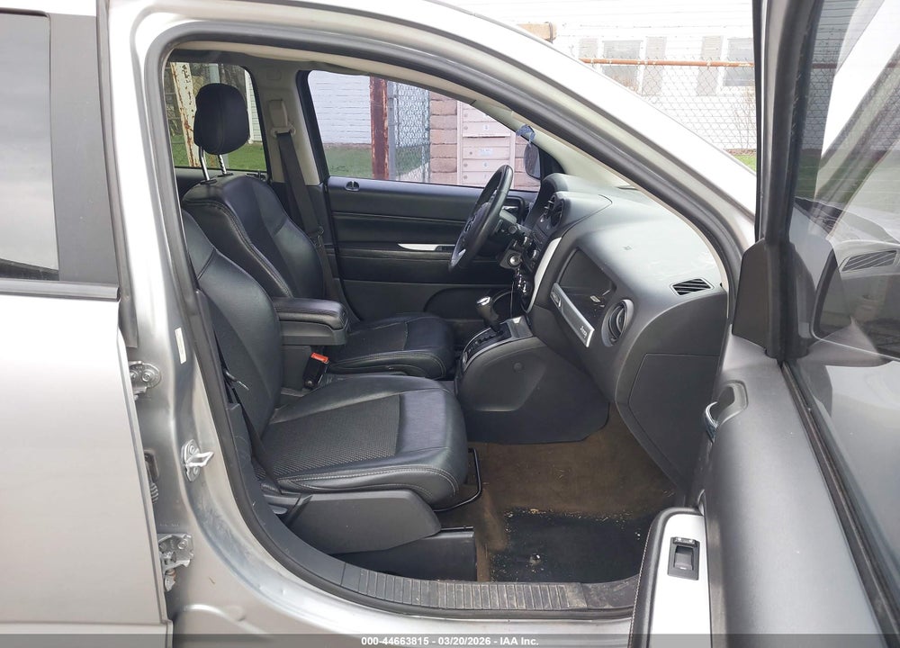 2016 JEEP COMPASS LATITUDE VIN: 1C4NJDEB4GD733269