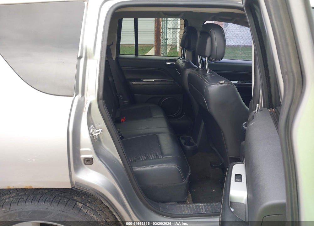 2016 JEEP COMPASS LATITUDE VIN: 1C4NJDEB4GD733269