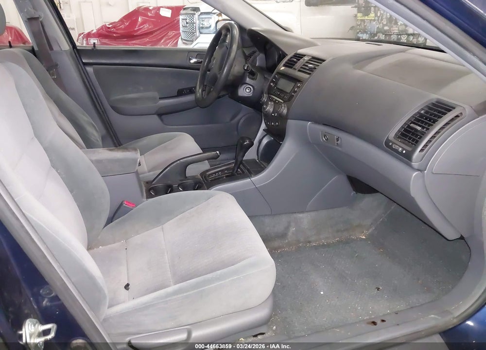 2004 HONDA ACCORD 2.4 LX VIN: 1HGCM56304A015664
