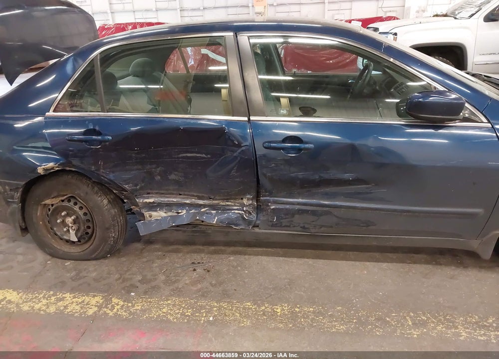 2004 HONDA ACCORD 2.4 LX VIN: 1HGCM56304A015664
