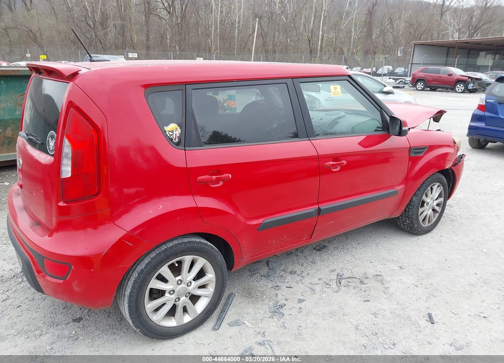 2012 KIA SOUL + VIN: KNDJT2A64C7416591
