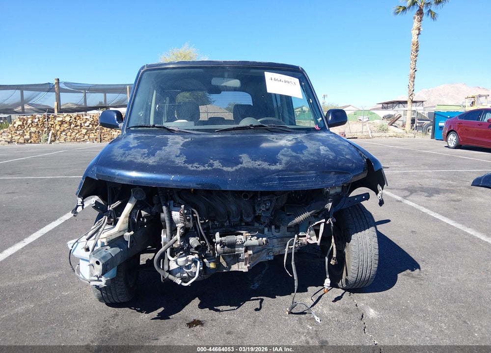 2005 SCION XB VIN: JTLKT334750205374