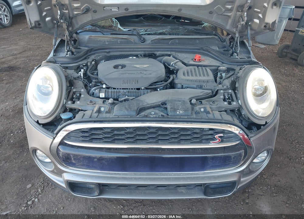 2016 MINI HARDTOP COOPER S VIN: WMWXU3C51G2D31633