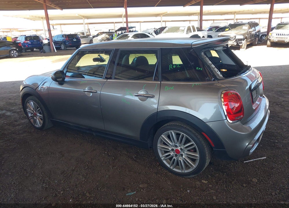 2016 MINI HARDTOP COOPER S VIN: WMWXU3C51G2D31633
