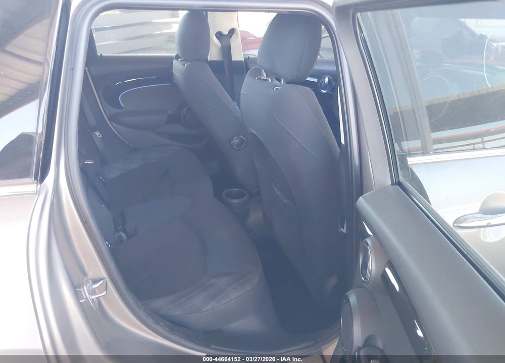 2016 MINI HARDTOP COOPER S VIN: WMWXU3C51G2D31633