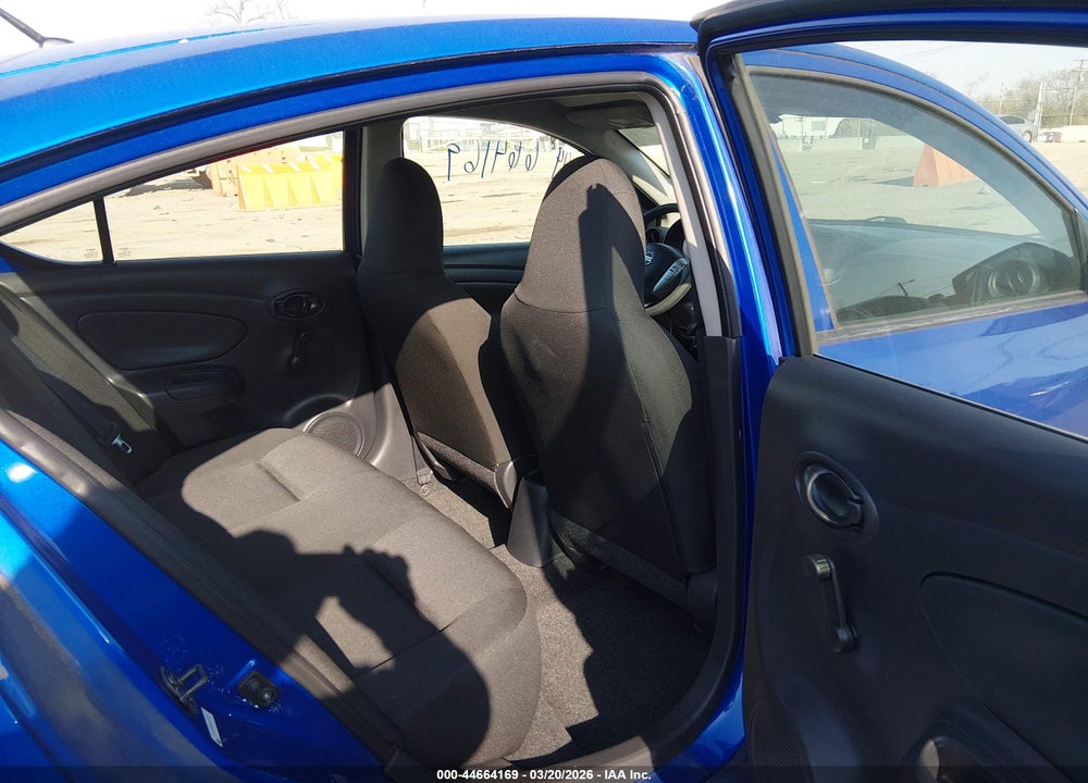 2016 NISSAN VERSA 1.6 S+ VIN: 3N1CN7AP0GL879325