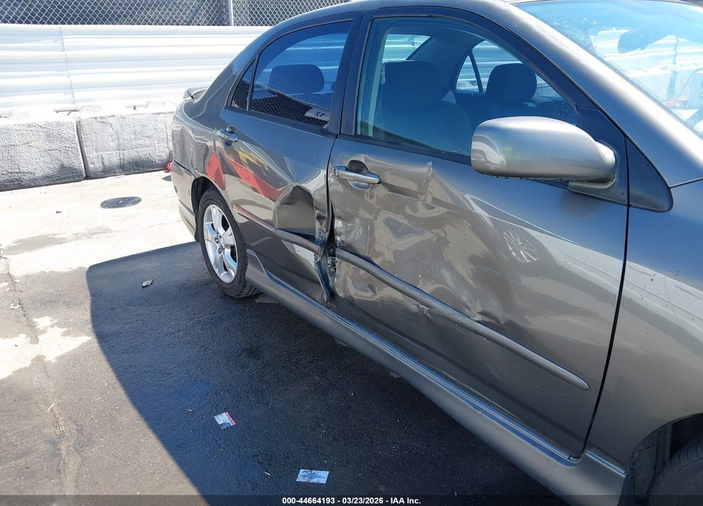 2005 TOYOTA COROLLA XRS VIN: 2T1BY32EX5C400849