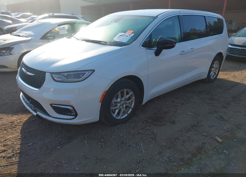 2024 CHRYSLER PACIFICA TOURING L VIN: 2C4RC1BG4RR120451